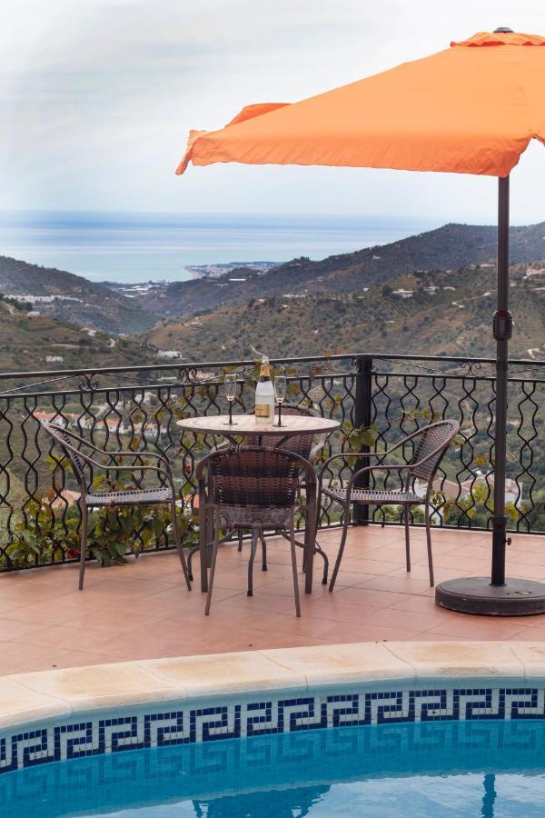 Villa Andalucia Competa Exterior photo